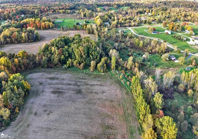 Photo 2 of Sale Pending at 11090 E Hill Rd, Grand Blanc, MI 48439 | MLS# 50224571 | Listing updated on 2026-10-20
