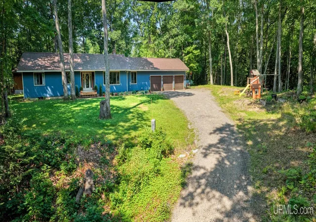 Photo 1 of Single family home for sale at 1003 County Rd 480, Marquette, MI 49855 | MLS# 50217214 | Listing updated on 2026-10-03