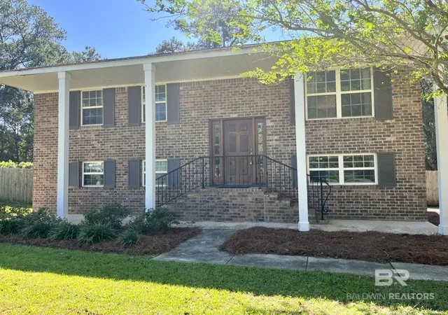 Photo 4 of Single family home for sale at 1014 Caroline Ave, Daphne, AL 36526 | MLS# 411835 | Listing updated on 2026-10-18