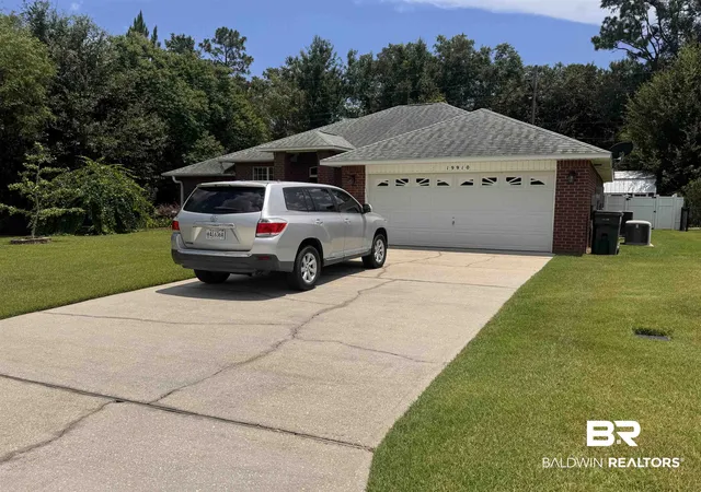 Photo 3 of Single family home for sale at 19910 Pitkin Dr, Foley, AL 36535 | MLS# 381744 | Listing updated on 2026-10-13
