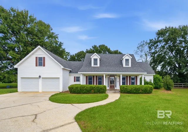 Photo 2 of Single family home for sale at 9055 Gayfer Rd Ext, Fairhope, AL 36532 | MLS# 411709 | Listing updated on 2026-10-18