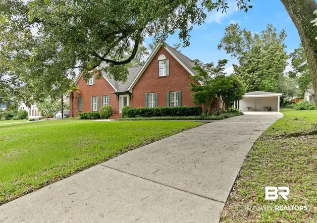Photo 2 of Single family home for sale at 207 Perdido Ave, Fairhope, AL 36532 | MLS# 398398 | Listing updated on 2026-10-07