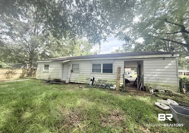 Photo 8 of Single family home for sale at 620 Bonnie Ln, Mobile, AL 36609 | MLS# 410590 | Listing updated on 2026-09-12