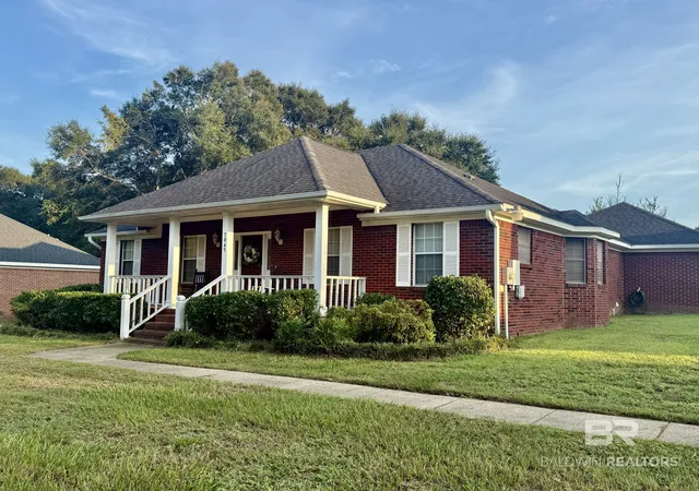 Photo 2 of Sale Pending at 7045 Remington Park Ct, Mobile, AL 36618 | MLS# 411324 | Listing updated on 2026-10-01
