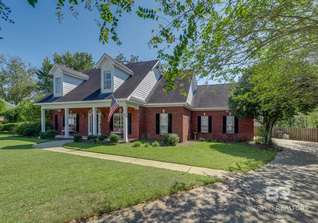 Photo 1 of Single family home for sale at 107 Orleans Dr, Fairhope, AL 36532 | MLS# 411256 | Listing updated on 2026-10-03