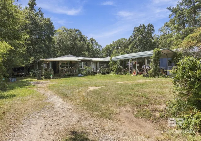 Photo 1 of Single family home for sale at 10106 Bay Hvn Cir, Fairhope, AL 36532 | MLS# 406594 | Listing updated on 2026-10-06