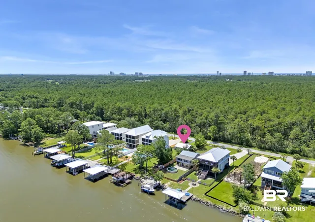 Photo 2 of Single family home for sale at 810 W Canal Dr, Gulf Shores, AL 36542 | MLS# 399560 | Listing updated on 2026-09-09