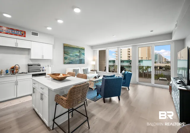 Photo 4 of Townhouse for sale at 903 W Beach Blvd #212, Gulf Shores, AL 36542 | MLS# 409292 | Listing updated on 2026-09-04