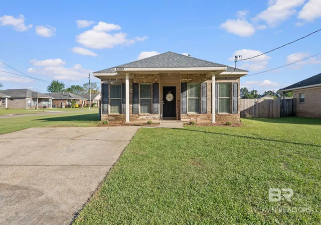 Photo 2 of Single family home for sale at 13701 Daniels Dr, Mobile, AL 36695 | MLS# 411309 | Listing updated on 2026-10-20