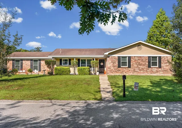 Photo 1 of Single family home for sale at 900 Smokerise Dr, Mobile, AL 36695 | MLS# 410705 | Listing updated on 2026-10-02