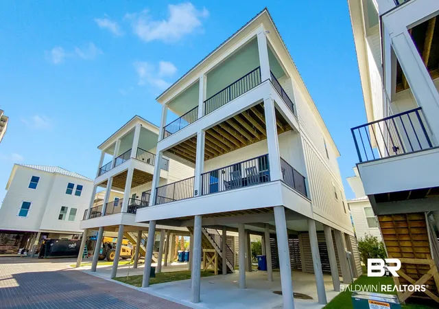 Photo 1 of Single family home for sale at 521 E 1st Avenue #B, Gulf Shores, AL 36542 | MLS# 410927 | Listing updated on 2026-10-07