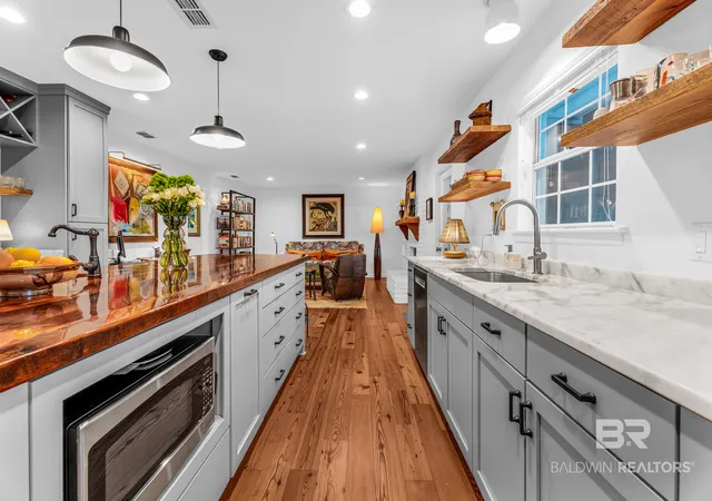 Photo 3 of Single family home for sale at 4 Woodgrove Cir, Fairhope, AL 36532 | MLS# 411300 | Listing updated on 2026-10-08