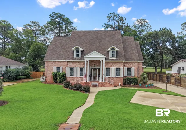 Photo 3 of Single family home for sale at 701 Wedgewood Dr, Gulf Shores, AL 36542 | MLS# 410466 | Listing updated on 2026-09-11