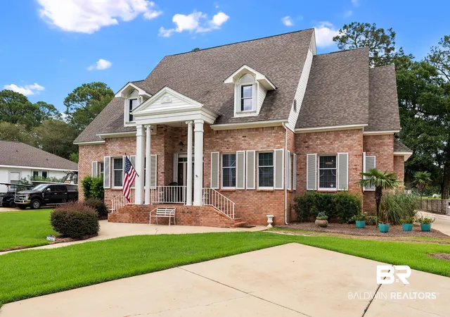 Photo 4 of Single family home for sale at 701 Wedgewood Dr, Gulf Shores, AL 36542 | MLS# 410466 | Listing updated on 2026-09-11