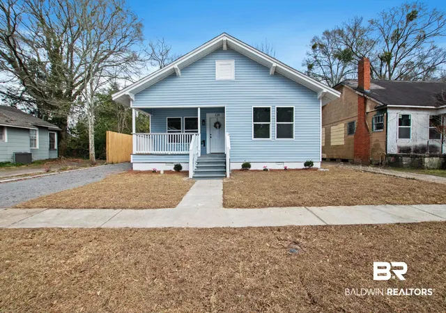 Single family home for sale at 128 Bush Ave, Mobile, AL 36604 | MLS# 392521