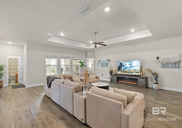 Photo 4 of Single family home for sale at 9426 Diamante Blvd, Daphne, AL 36526 | MLS# 411748 | Listing updated on 2026-10-12
