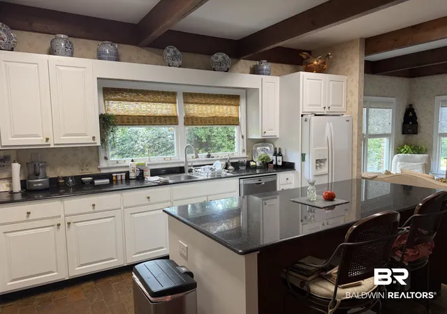 Photo 3 of Sale Pending at 407 Village Dr, Daphne, AL 36526 | MLS# 410070 | Listing updated on 2026-09-08