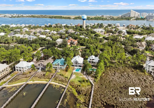 Photo 3 of Single family home for sale at 31647 Shoalwater Dr, Orange Beach, AL 36561 | MLS# 410326 | Listing updated on 2026-09-14