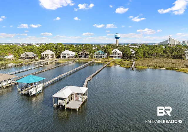 Photo 3 of Single family home for sale at 31647 Shoalwater Dr, Orange Beach, AL 36561 | MLS# 410326 | Listing updated on 2026-09-14