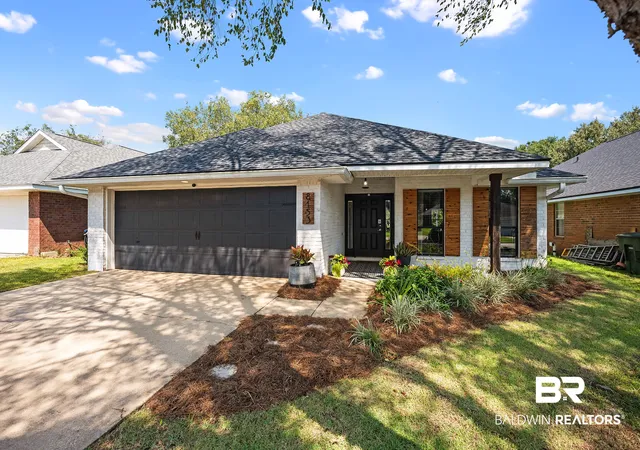 Photo 1 of Sale Pending at 8153 Pecan Ct, Daphne, AL 36526 | MLS# 411060 | Listing updated on 2026-10-15