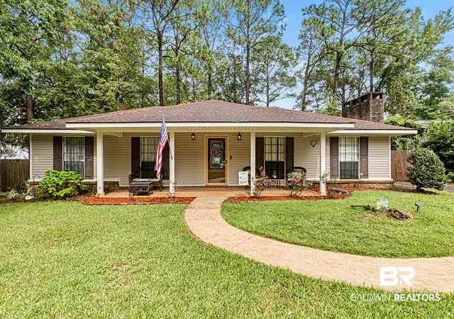 Photo 2 of Single family home for sale at 103 Golmon Cir, Daphne, AL 36526 | MLS# 410589 | Listing updated on 2026-09-12