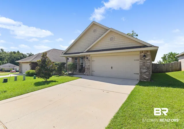 Photo 3 of Single family home for sale at 16184 Trace Dr, Loxley, AL 36551 | MLS# 409790 | Listing updated on 2026-09-20