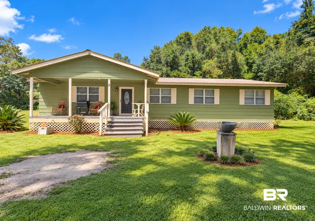 Photo 1 of Single family home for sale at 18075 Movico Loop Rd E, Mount Vernon, AL 36560 | MLS# 410682 | Listing updated on 2026-10-20