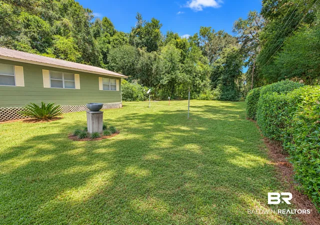 Photo 2 of Single family home for sale at 18075 Movico Loop Rd E, Mount Vernon, AL 36560 | MLS# 410682 | Listing updated on 2026-10-20