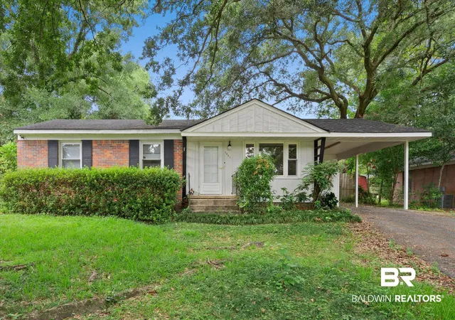 Photo 1 of Sale Pending at 1465 Mamie Dr, Mobile, AL 36618 | MLS# 408492 | Listing updated on 2026-09-18