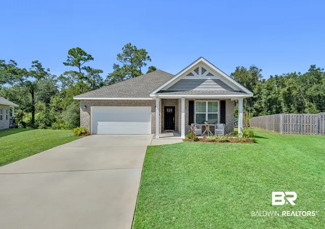 Photo 1 of Single family home for sale at 7152 Ottoman Cir, Gulf Shores, AL 36542 | MLS# 410921 | Listing updated on 2026-09-28