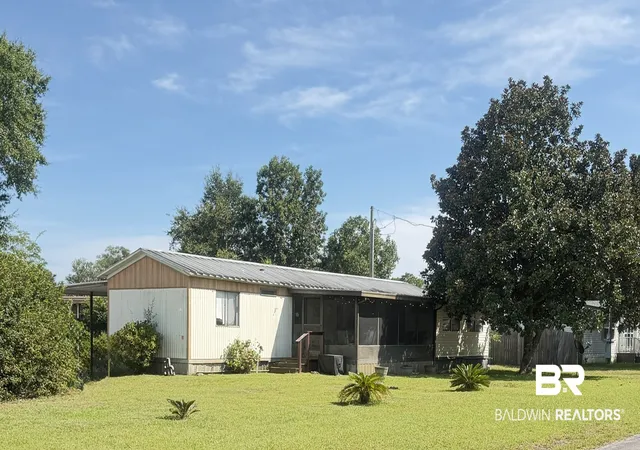 Photo 1 of Single family home for sale at 1606 Matias Dr, Lillian, AL 36549 | MLS# 410424 | Listing updated on 2026-09-09