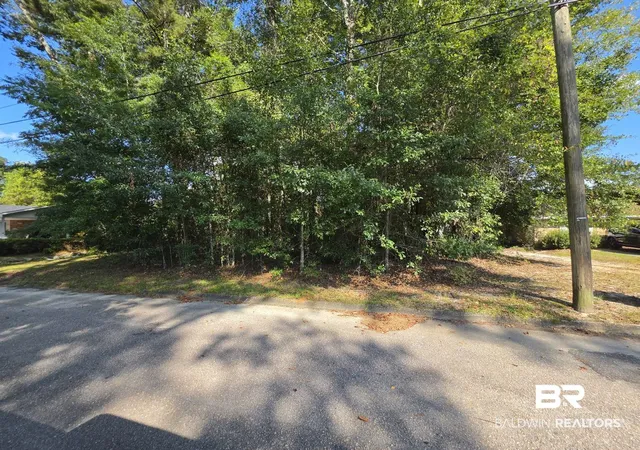 Photo 2 of Land for sale at 0 Glen Rd, Brewton, AL 36426 | MLS# 410982 | Listing updated on 2026-09-21