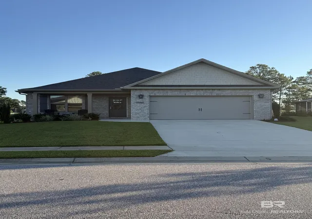 Photo 1 of Single family home for sale at 9805 Lakeview Dr, Foley, AL 36535 | MLS# 411851 | Listing updated on 2026-10-13
