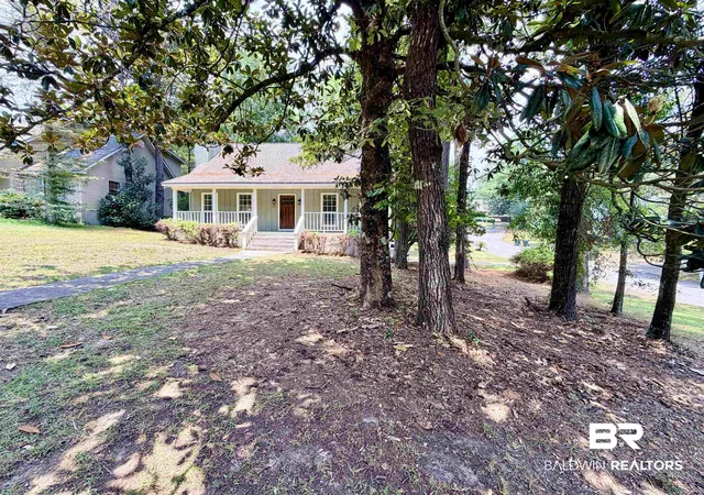 Photo 1 of Single family home for sale at 143 Bay View Dr, Daphne, AL 36526 | MLS# 400156 | Listing updated on 2026-09-29