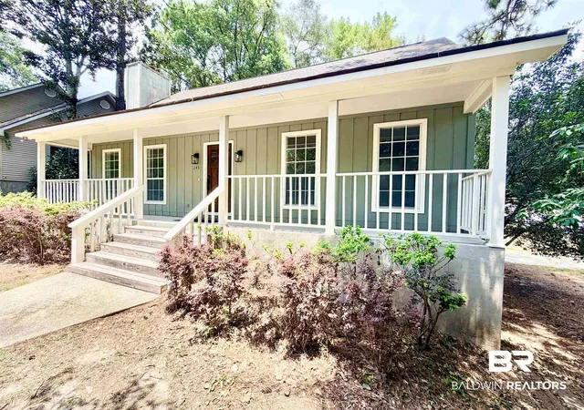 Photo 3 of Single family home for sale at 143 Bay View Dr, Daphne, AL 36526 | MLS# 400156 | Listing updated on 2026-09-29