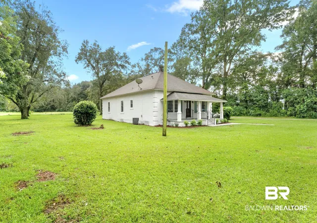 Photo 4 of Single family home for sale at 16760 1st Avenue, Loxley, AL 36551 | MLS# 410573 | Listing updated on 2026-10-02