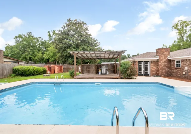 Photo 2 of Single family home for sale at 2300 E Christopher Dr, Mobile, AL 36609 | MLS# 410400 | Listing updated on 2026-09-15