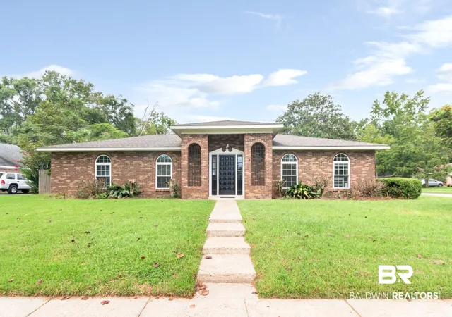 Photo 48 of Single family home for sale at 2300 E Christopher Dr, Mobile, AL 36609 | MLS# 410400 | Listing updated on 2026-10-06