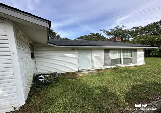 Photo 3 of Single family home for sale at 12 Co Rd #112, Bay Minette, AL 36507 | MLS# 410649 | Listing updated on 2026-09-14