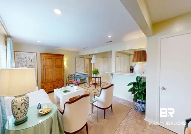 Photo 2 of Townhouse for sale at 4009 Old Shell Rd #B2, Mobile, AL 36608 | MLS# 410133 | Listing updated on 2026-09-03