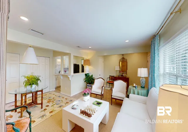 Photo 3 of Townhouse for sale at 4009 Old Shell Rd #B2, Mobile, AL 36608 | MLS# 410133 | Listing updated on 2026-09-03
