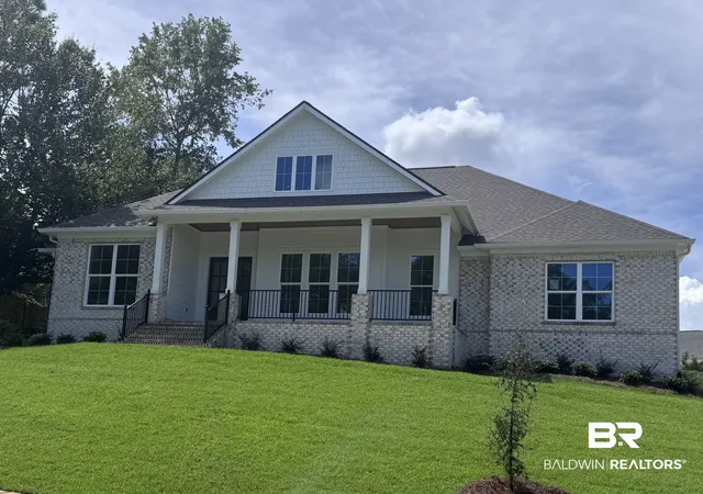 Photo 1 of Sale Pending at 6431 Garrison Dr, Spanish Fort, AL 36527 | MLS# 395478 | Listing updated on 2026-09-15