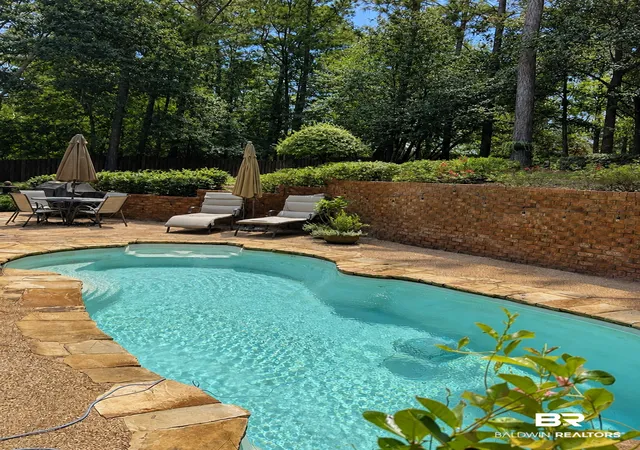 Photo 3 of Single family home for sale at 7236 Maureen Cir, Daphne, AL 36527 | MLS# 406279 | Listing updated on 2026-09-11