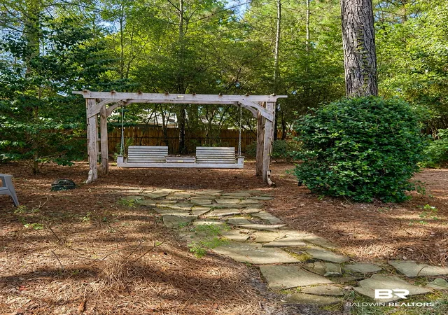 Photo 4 of Single family home for sale at 7236 Maureen Cir, Daphne, AL 36527 | MLS# 406279 | Listing updated on 2026-09-11