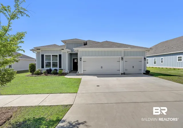 Photo 4 of Single family home for sale at 226 Bronze St, Fairhope, AL 36532 | MLS# 409348 | Listing updated on 2026-10-10