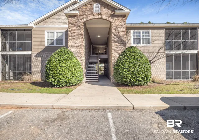Photo 2 of Townhouse for sale at 450 Park Ave #111, Foley, AL 36535 | MLS# 410384 | Listing updated on 2026-09-21
