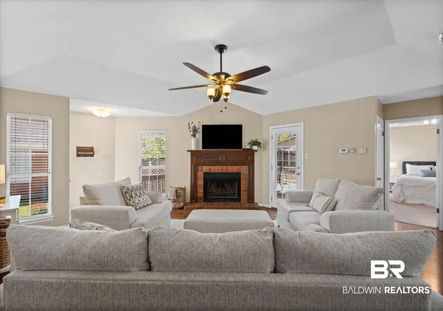 Photo 2 of Sale Pending at 1004 Louise Ave, Mobile, AL 36609 | MLS# 410473 | Listing updated on 2026-09-18
