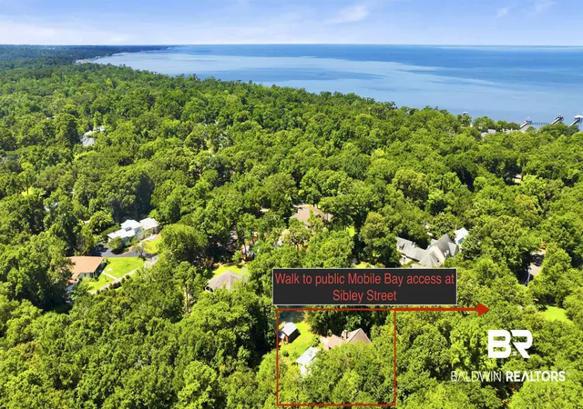 Photo 3 of Sale Pending at 7182 Jewett St, Fairhope, AL 36532 | MLS# 398853 | Listing updated on 2026-09-29