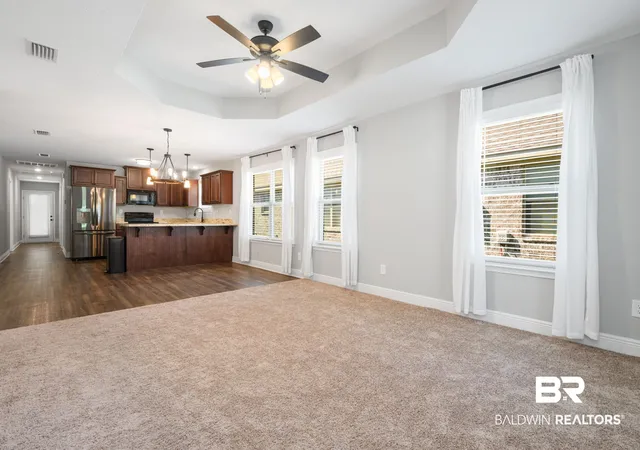 Photo 2 of Single family home for sale at 1137 S Forest Glen Dr, Mobile, AL 36618 | MLS# 411033 | Listing updated on 2026-10-05