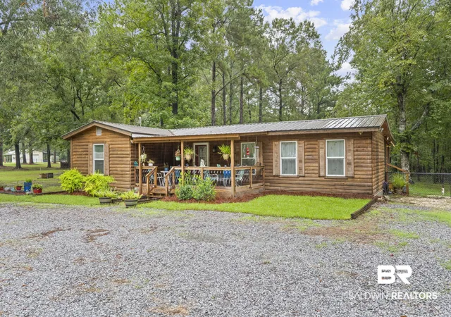 Photo 1 of Single family home for sale at 107 Solomon St, Brewton, AL 36426 | MLS# 410742 | Listing updated on 2026-09-19
